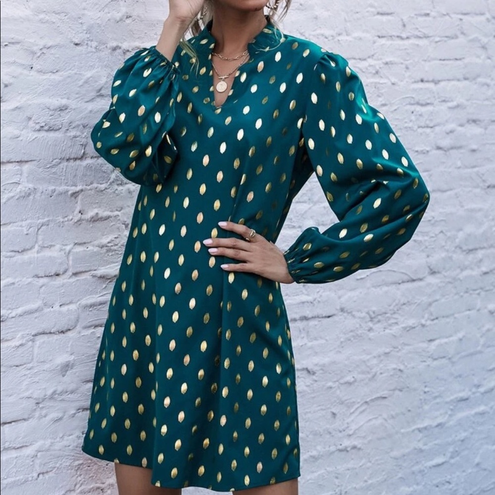 Notched neck gold dot party dress - Picture 7 of 12